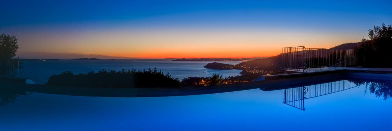 Vistazur Luxueux Appartement Avec Terrasse Et Piscine Le Le Rayol-Canadel-sur-Mer エクステリア 写真